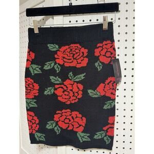 NWT Material Girl Women’s Black With Red Roses Sweater Knit Mini Skirt Size M